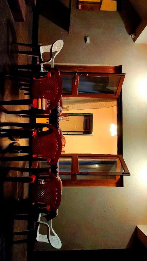 Nivritti Villa Matheran Extérieur photo
