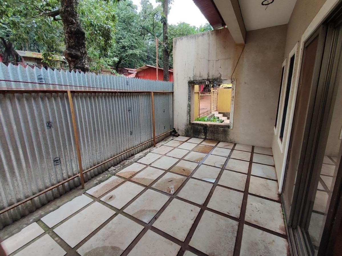 Nivritti Villa Matheran Extérieur photo