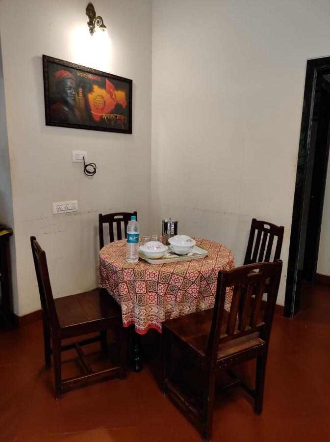 Nivritti Villa Matheran Extérieur photo