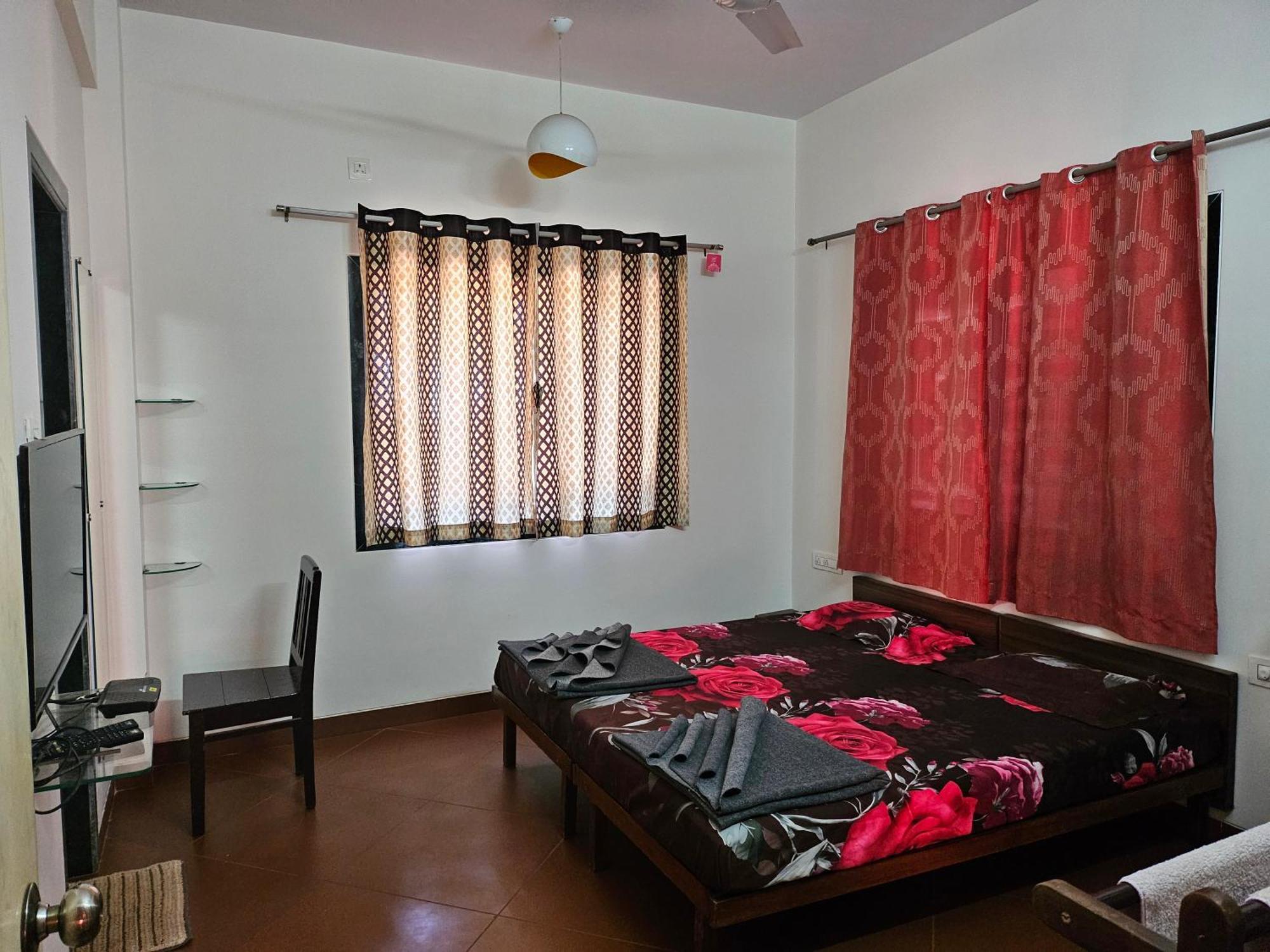 Nivritti Villa Matheran Extérieur photo